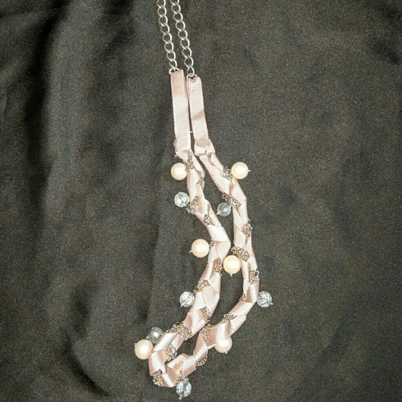 NEW Blush Ribbon & Pearl Necklace - Picture 1 of 3